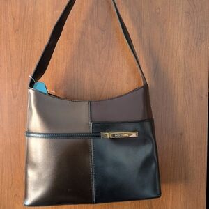 Mexx Black Leather Handbag with Zipper